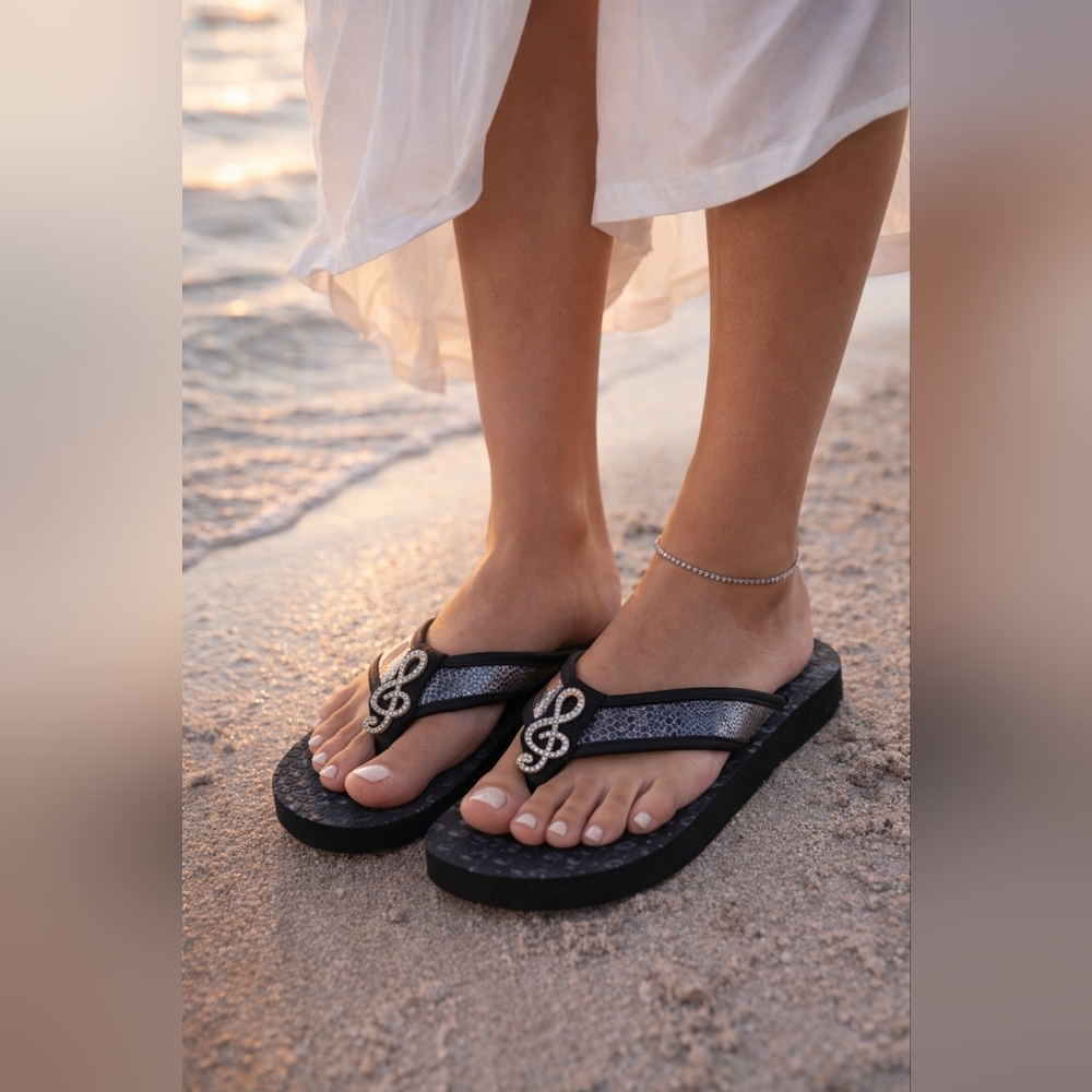 Tigerlily Size 9 Sandals Gently Worn with Music Note Bling & Extra Strap Beach